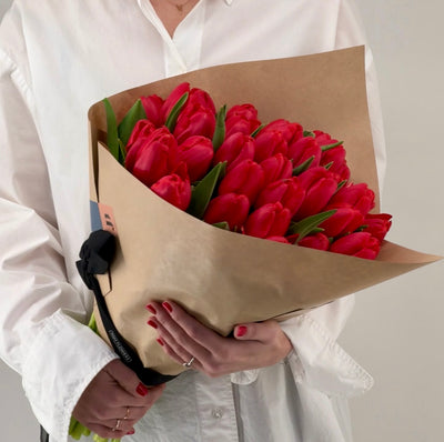 Klassische Tulpen rot